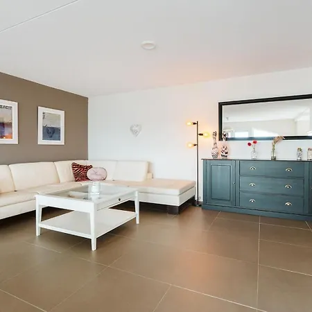 Apartment Zeeland Port Marina With Garage Ouddorp